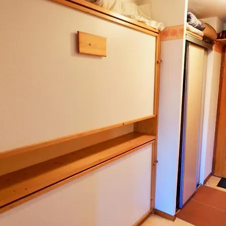 Appartement Melezets - Pour 4 Personnes 024 *